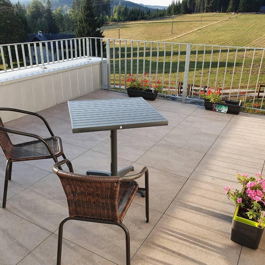 Apartmany Stran Potucky Екстер'єр фото